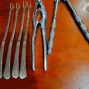 Silver Metal Seafood Lobster Crackers and Pick Set